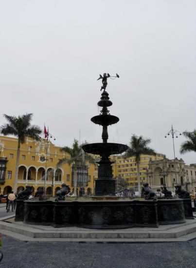 Lima - Plaza de Armas - Fontaine