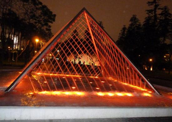 Lima - Circuito Magico de Aguas - Pyramide